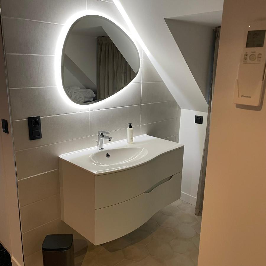 Le Sainte Jeanne Hotel Cormeilles-en-Vexin Ngoại thất bức ảnh